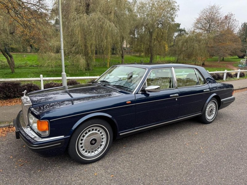 ROLLS-ROYCE SILVER SPUR