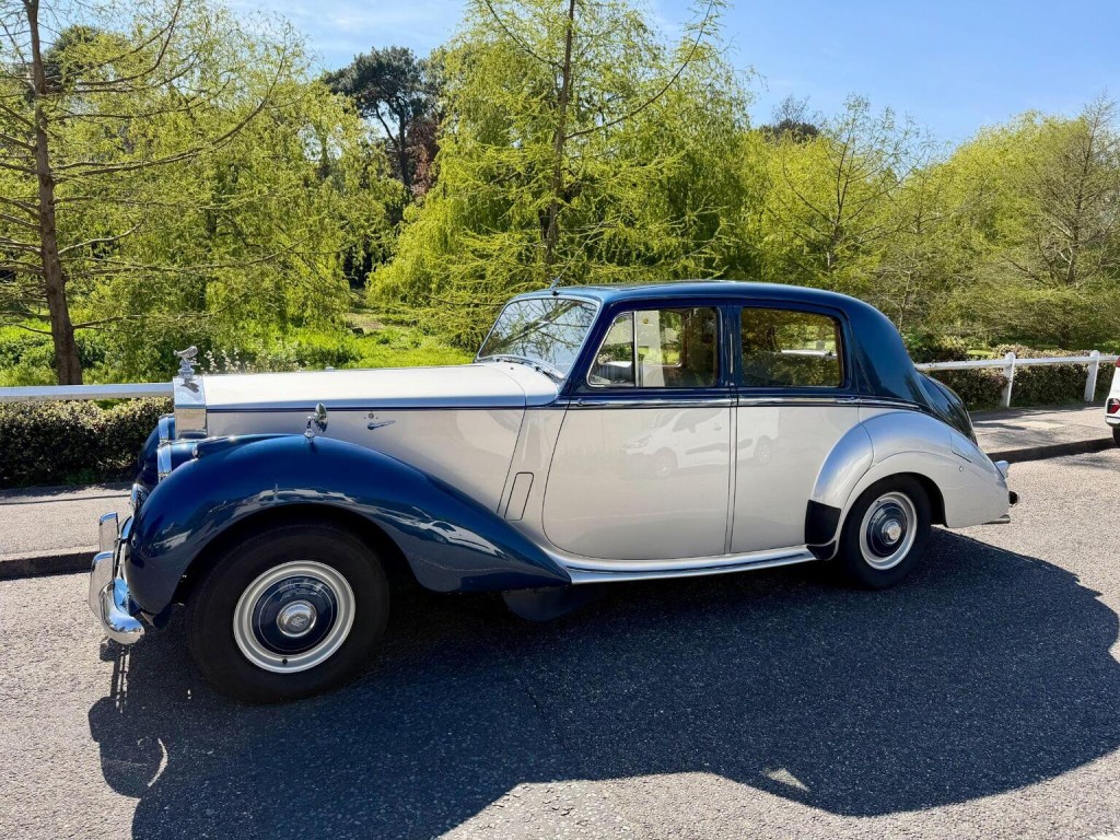 1995 Rolls-Royce Silver Dawn